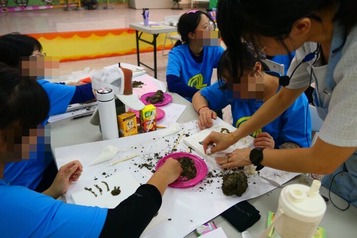 和水牛做朋友圖片