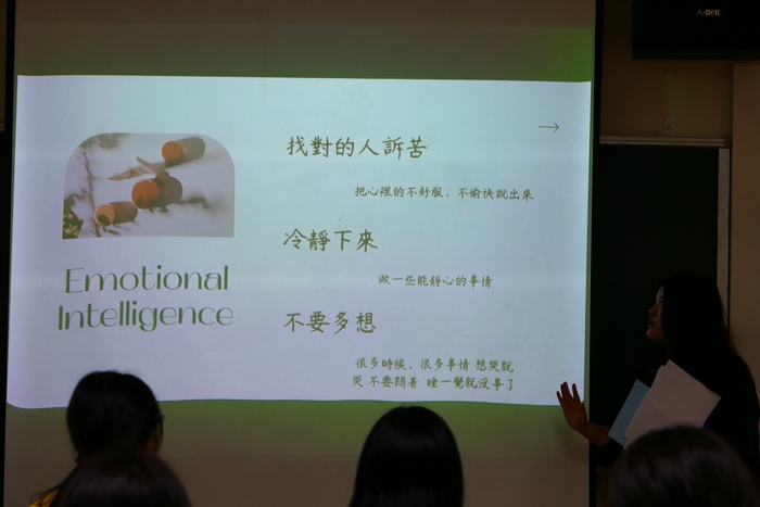 校友回娘家
