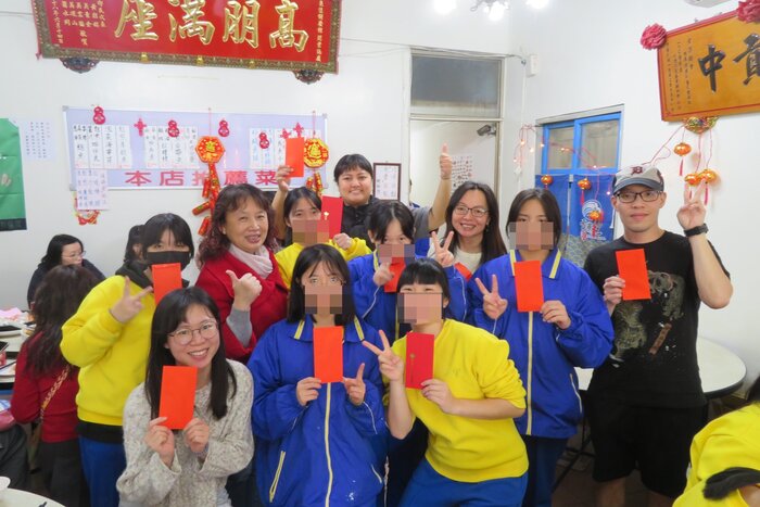 師生與會長合照