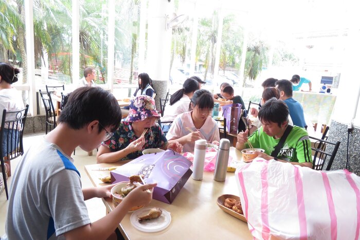 親子共進午餐