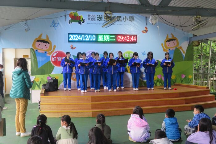 崁腳國小合唱演出