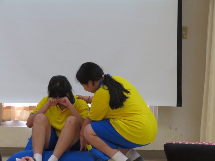 學生表演行動劇圖片