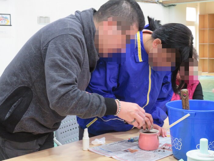 親子互動做盆栽