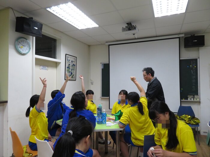 講師進行問答活動