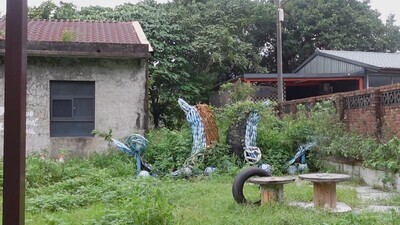 行經福隆車站路過的福隆星空藝術村海廢藝術