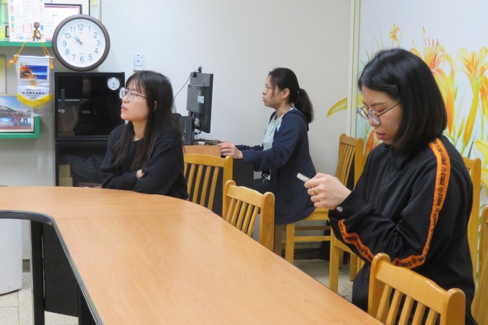 與會教師一同參與線上備課