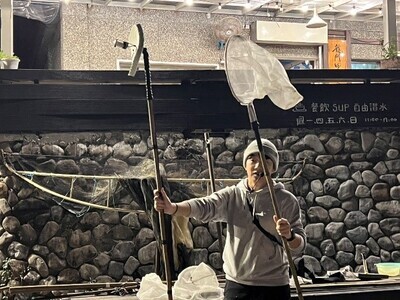 體驗在河岸邊炤火捕撈鰻苗