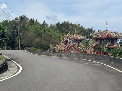 晨跑回程時，所看到的福安廟屋頂