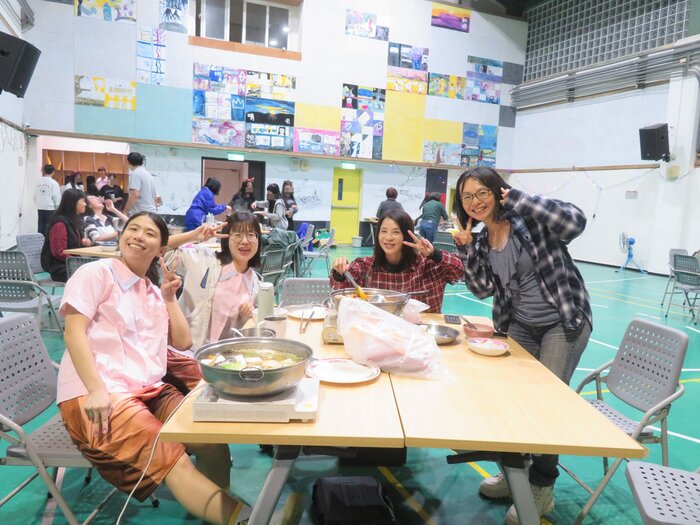 校長、教職同仁與來賓合照圖片