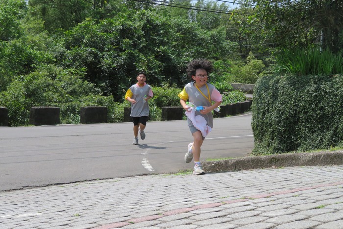 艷陽高照，超越自我