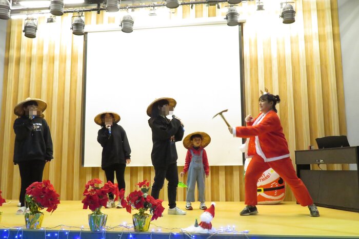 翔班表演